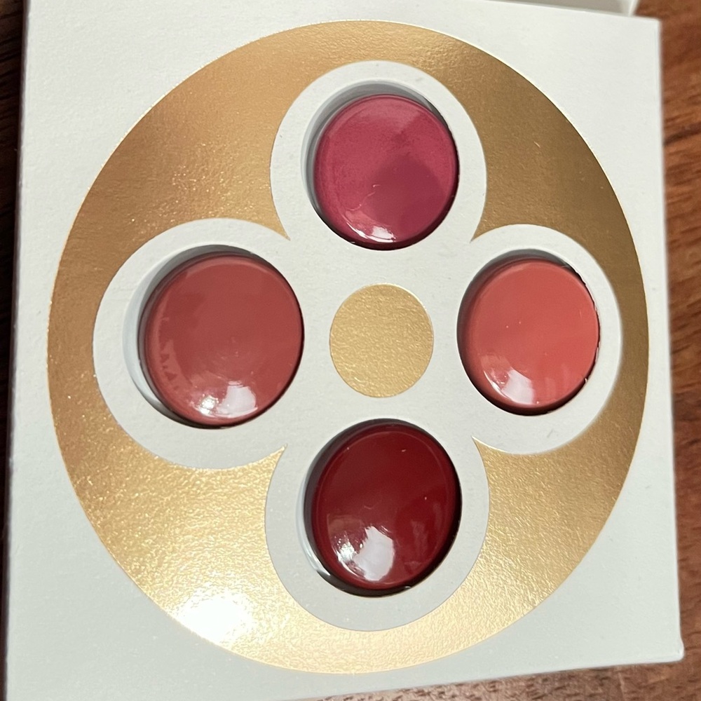 Louis Vuitton lipstick samples